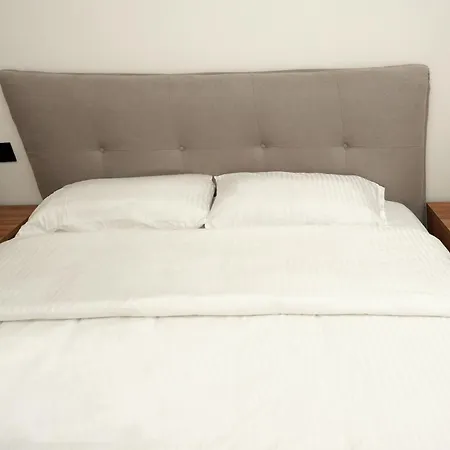 Apartman Cozy In Center -duomo - San Babila *